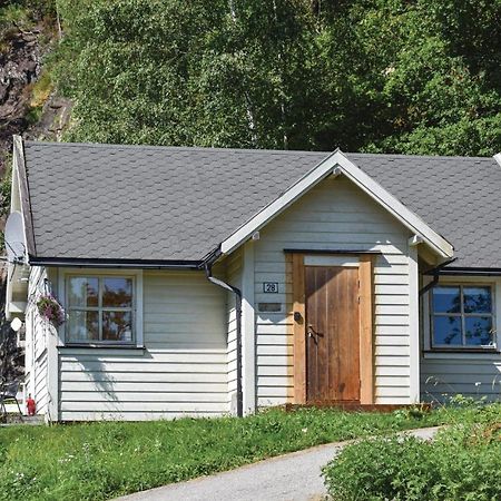 3 Bedroom Lovely Home In Vallavik Vangsbygd Eksteriør billede